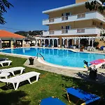Nafsika 2* Agios Stefanos Avliotes (Corfu)