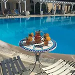 Nafsika Hotel 2*