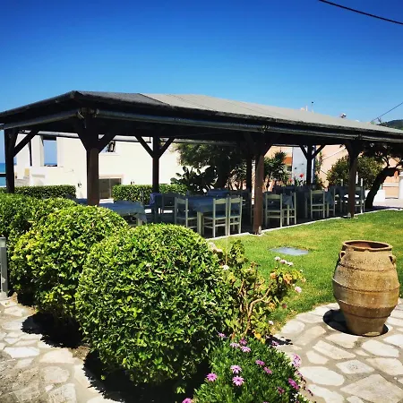 Nafsika 2* アギオス・ステファノス